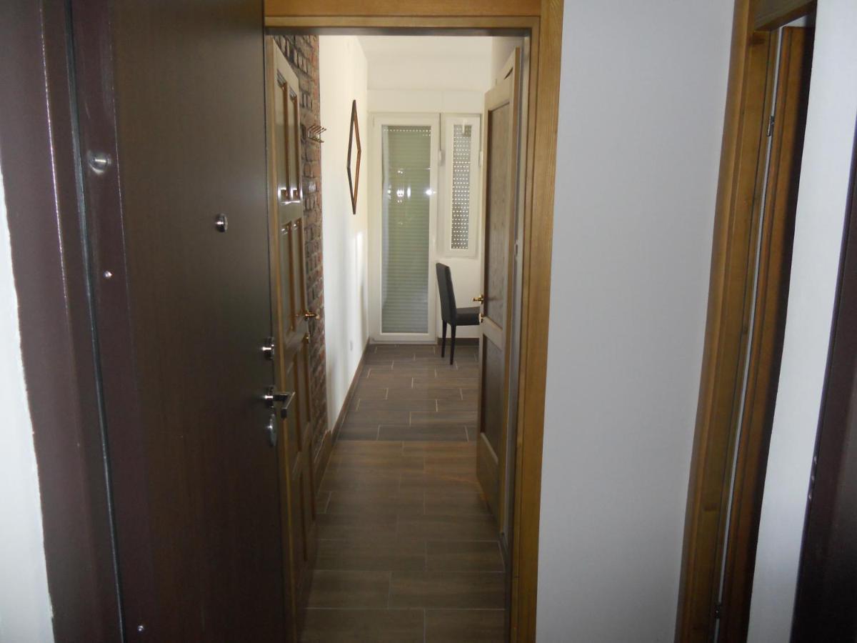Apartmani Bonaca U Centru Niksica Exterior foto
