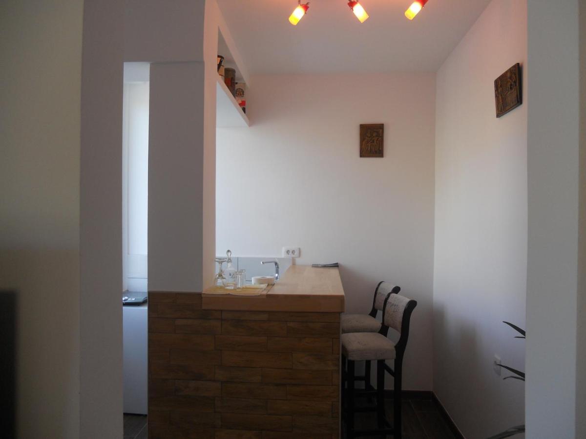 Apartmani Bonaca U Centru Niksica Exterior foto
